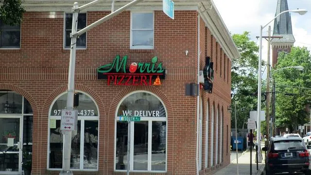 Morris Pizzeria