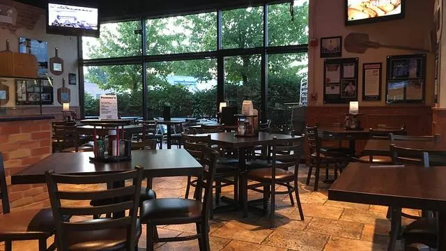 Panino's Pizzeria