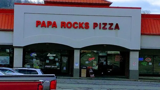Papa Rocks Pizza