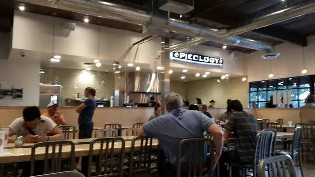 Pieology Pizzeria Gateway Plaza, Fremont, CA