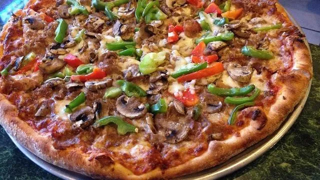 Ray's Pizza