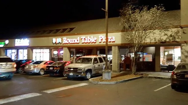 Round Table Pizza