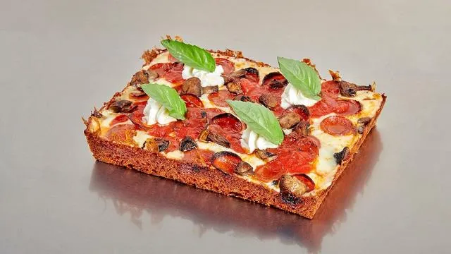 The Ria Pizzeria