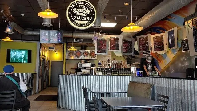 Zaucer Pizza